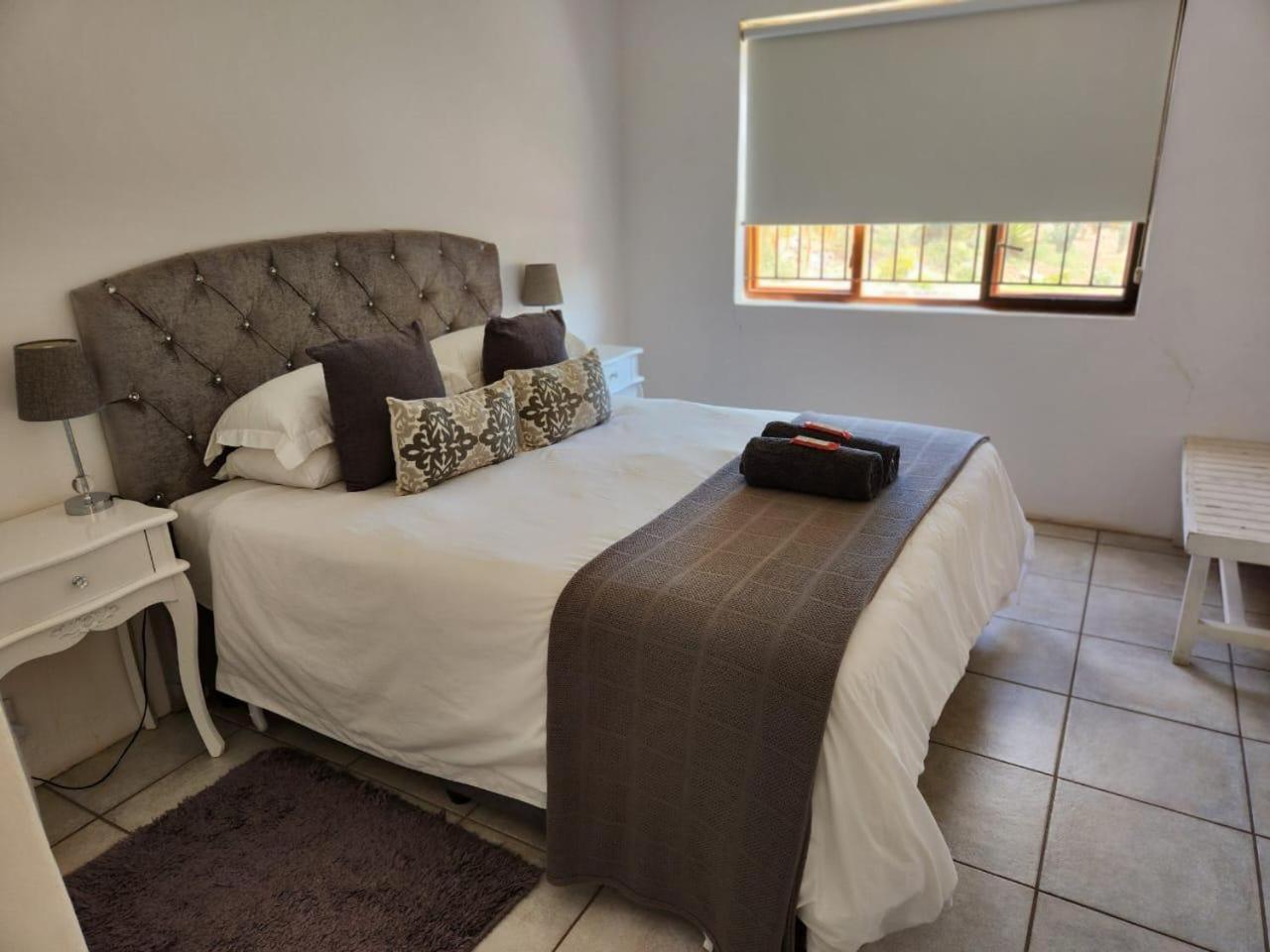 Sipreslaan Selfsorg Gastehuis Ladismith Pokoj fotografie